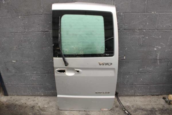 PORTE ARRIERE DROITE MERCEDES VITO / VIANO 2003-2014 - Vue 1